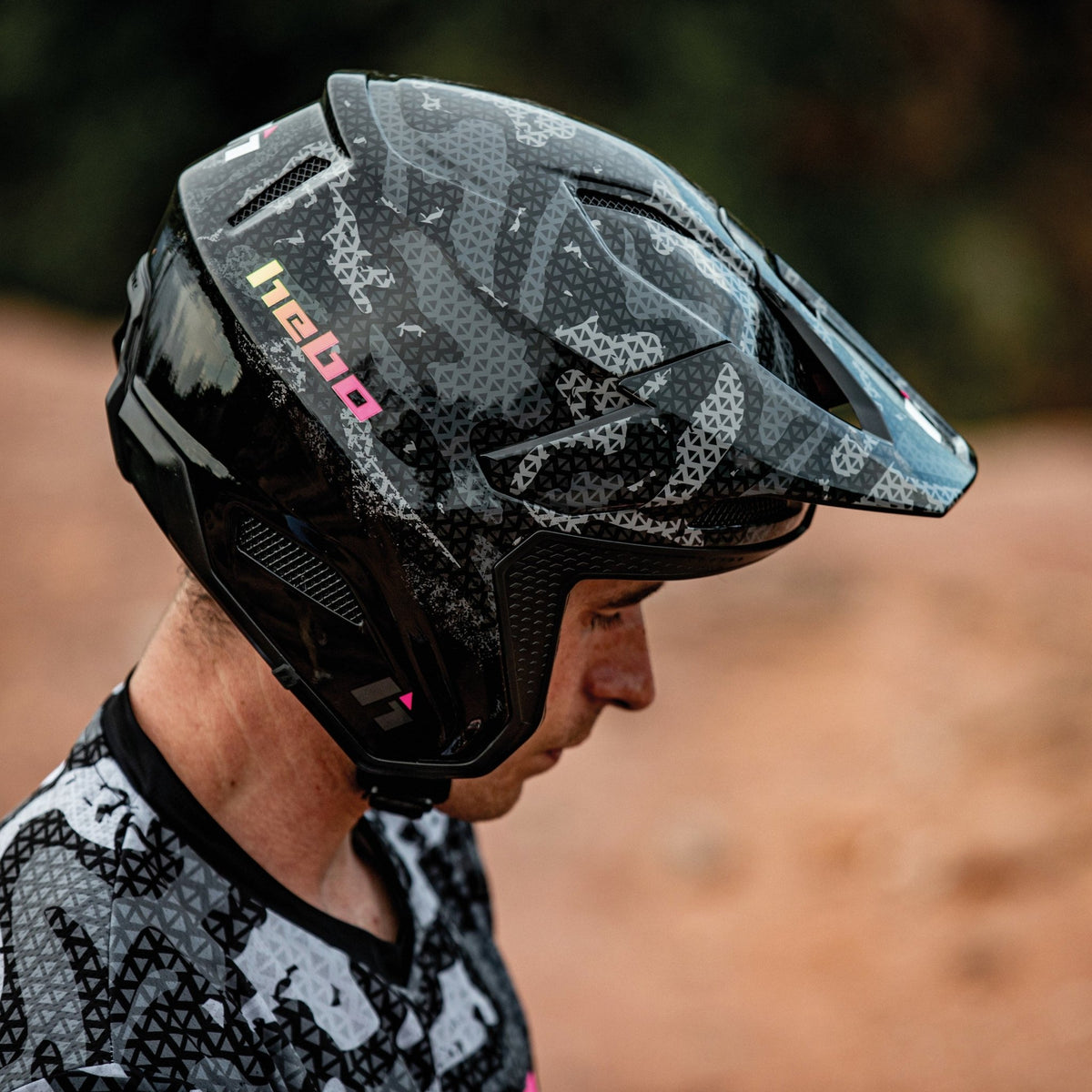 Casco Zone Pro Camo - Hebo