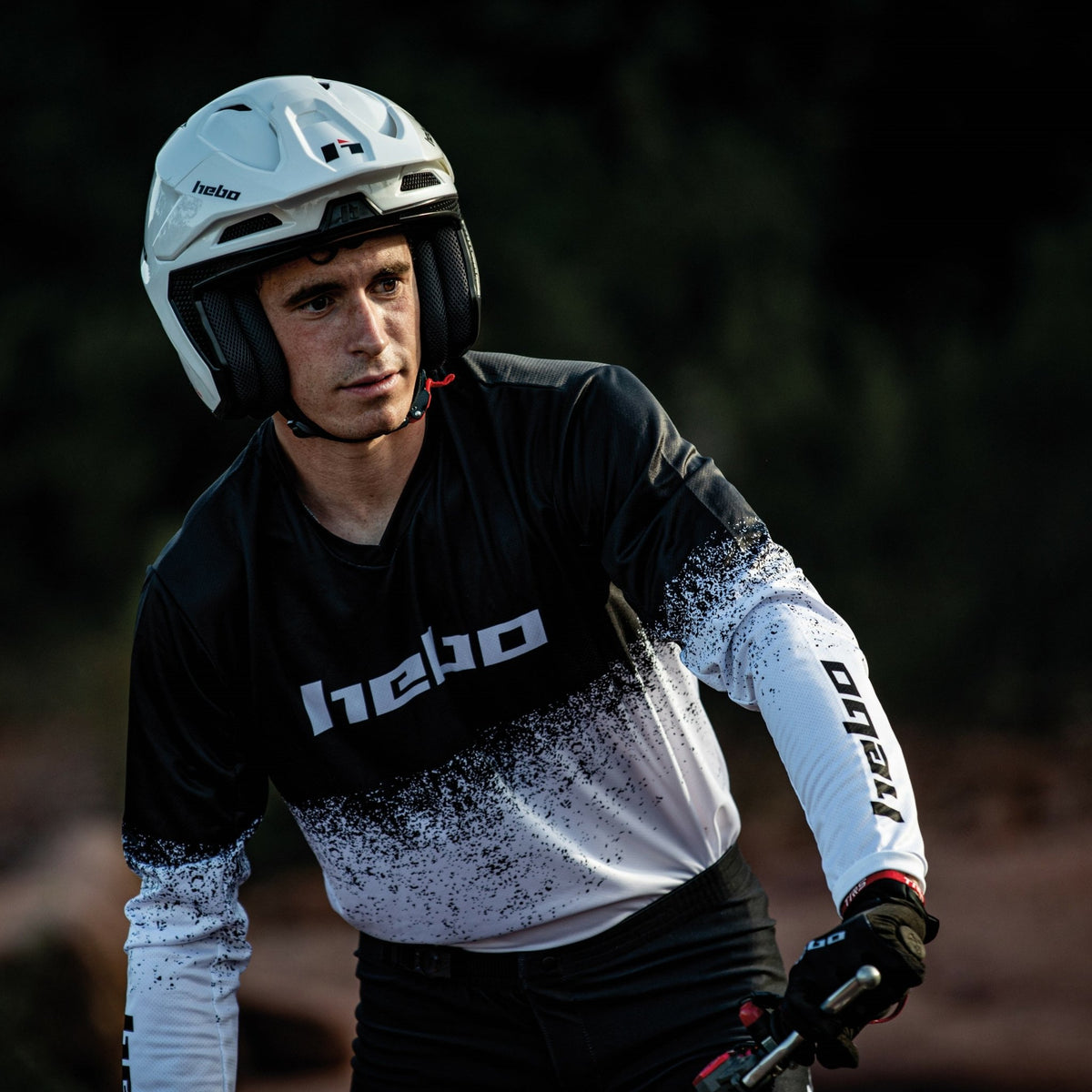 Casco Zone Pro Monocolor Blanco - Hebo