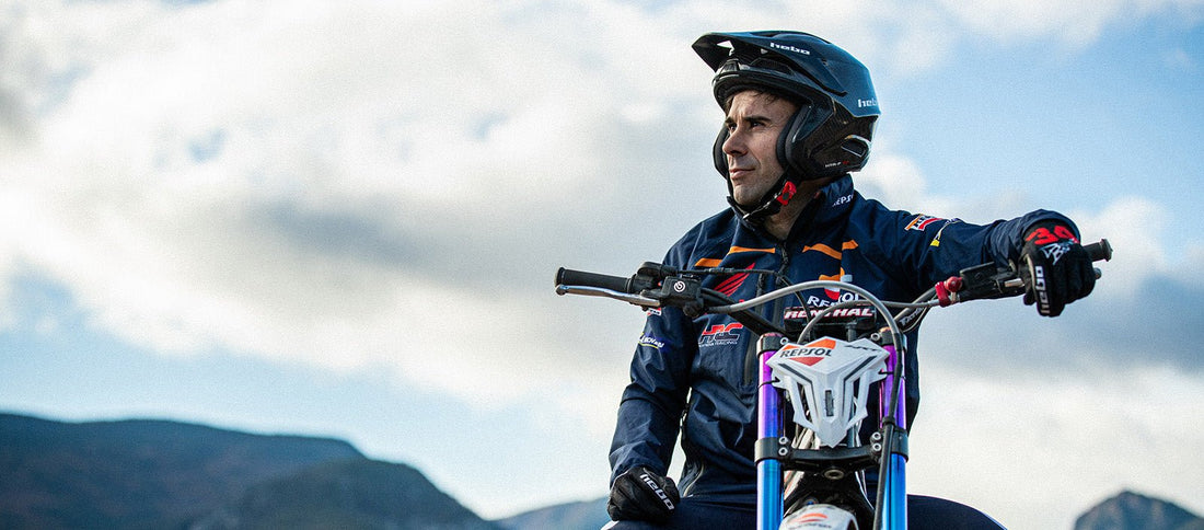 New era, new HEBO helmet with Toni Bou - Hebo