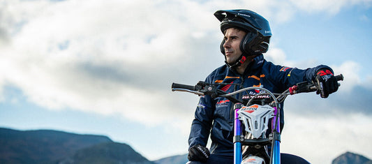 New era, new HEBO helmet with Toni Bou - Hebo