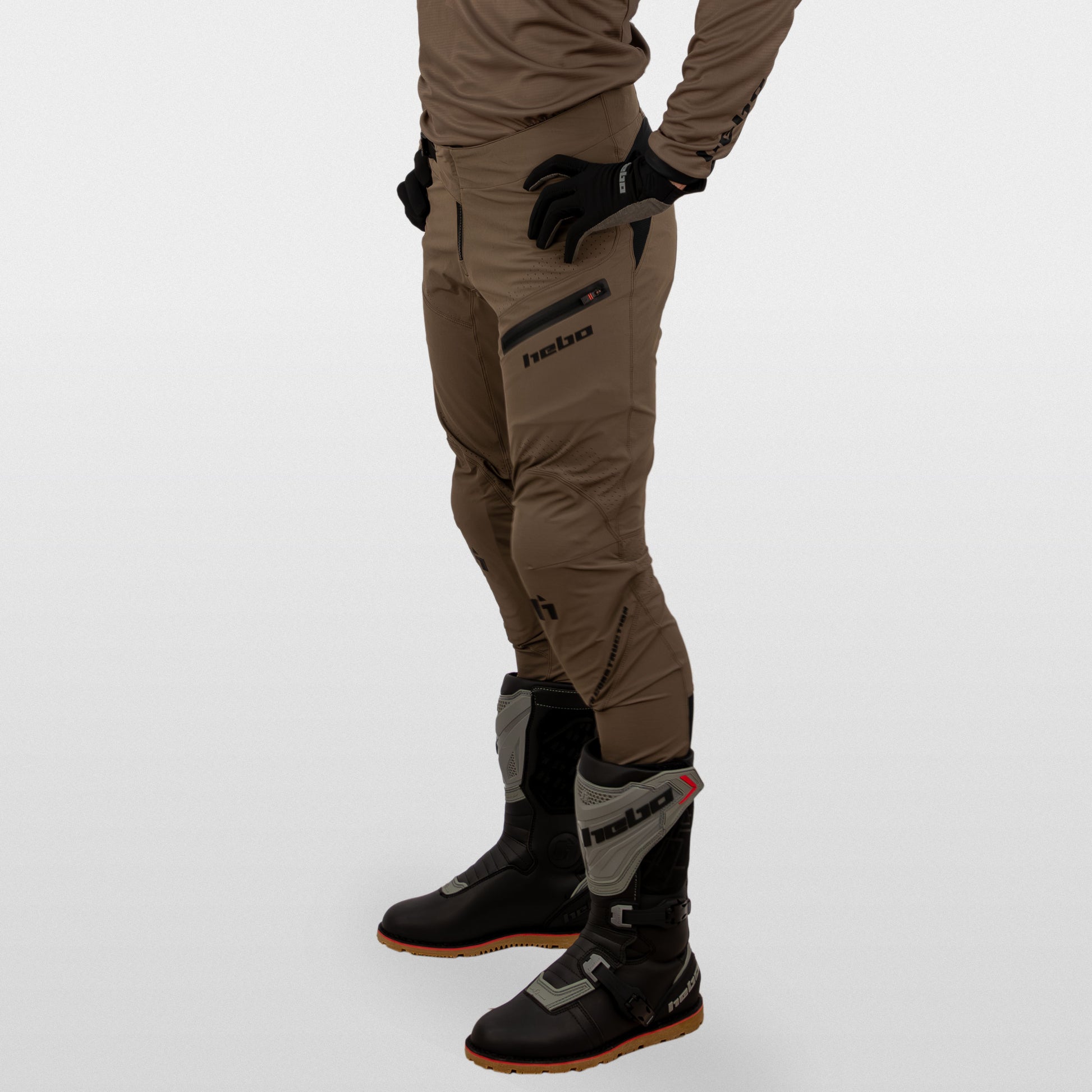 TECH PANTS BROWN