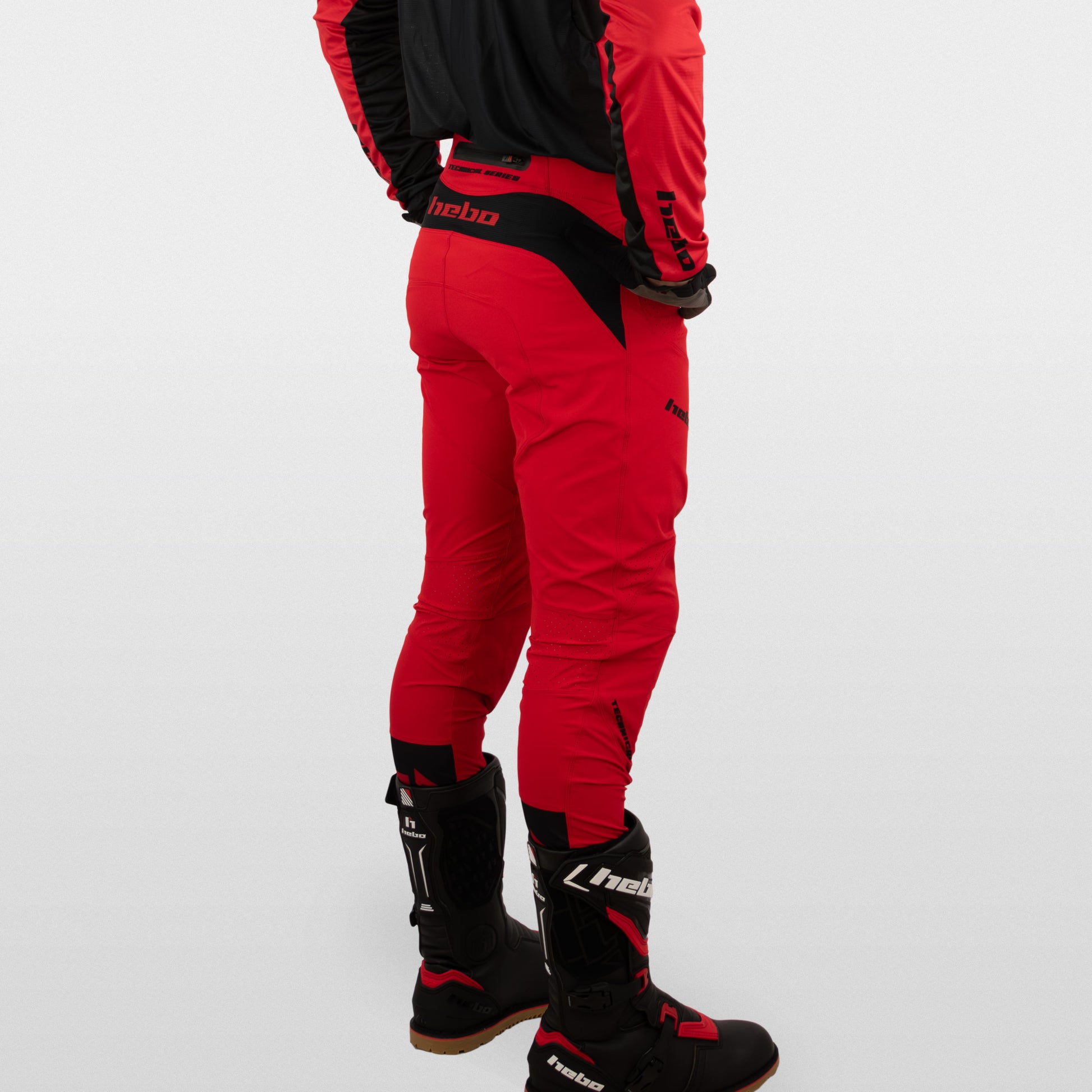 TECH PANTS RED