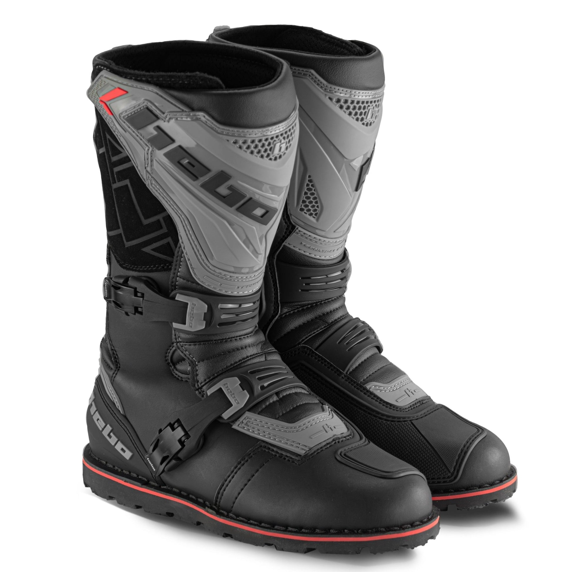 BOTAS TECHNICAL 3.0 MICRO TRIAL NEGRO - Hebo